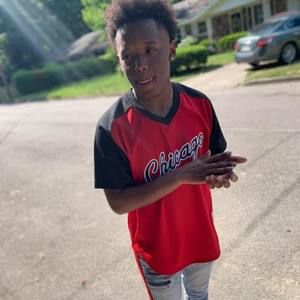 Meet your Posher, Lee